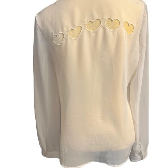 Material Girl Sheer White Heart Cutout Blouse Size‎ M - Picture 3 of 3